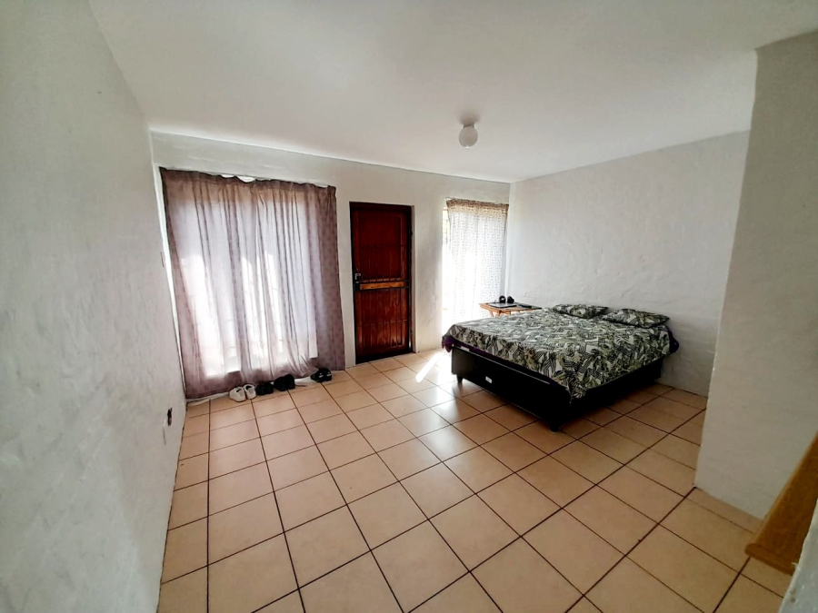 1 Bedroom Property for Sale in Heiderand Western Cape